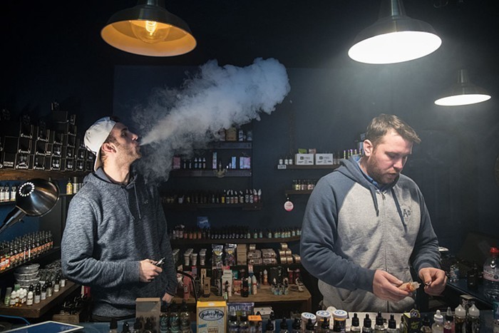 Gov. Inslee Proposes Permanent Ban on Flavored Vapes